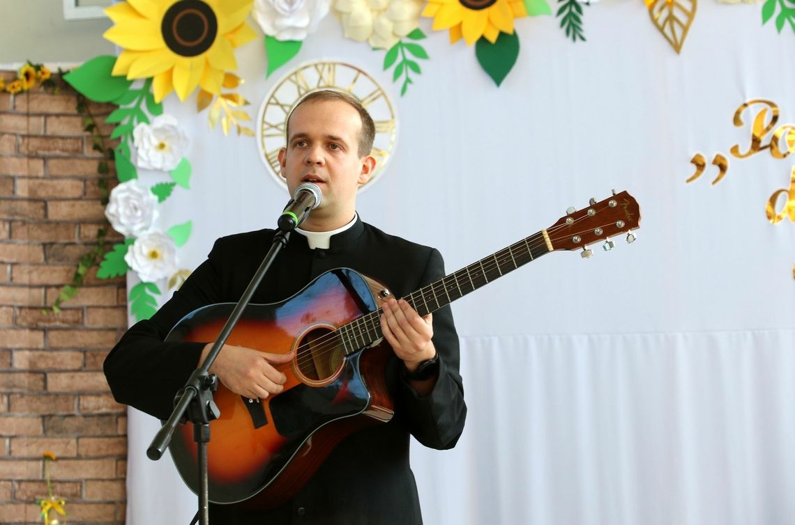 Czaczyk zagrał na imprezie [WIDEO]