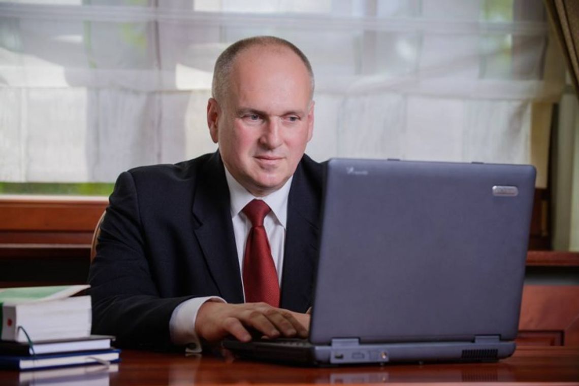 Czat z burmistrzem w środę Czat z burmistrzem w środę