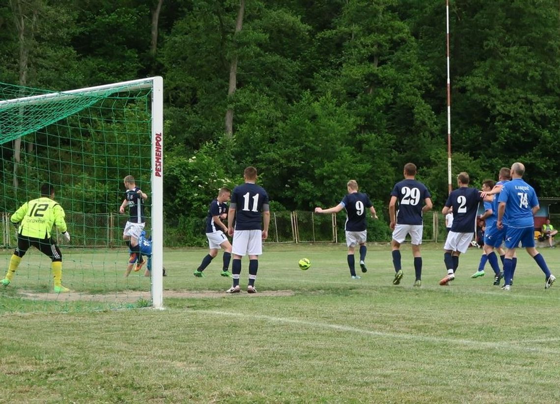 Czcibor Cedynia – Łabędź Gryfhurt 4:2