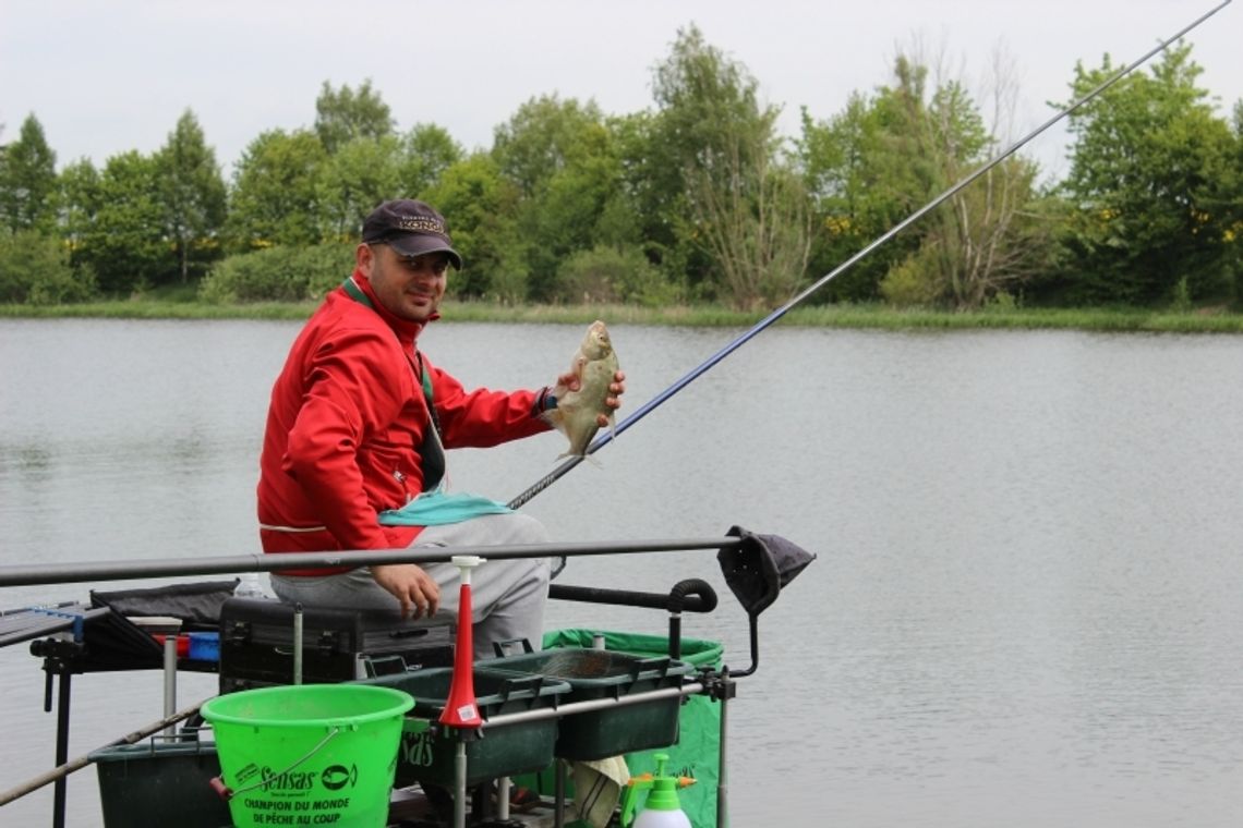 Członkowie Koła PZW Odra Chojna mogą łowić na jeziorach Mętno, Ostrów, Czachów Członkowie Koła PZW Odra Chojna mogą łowić na jeziorach Mętno, Ostrów, Czachów