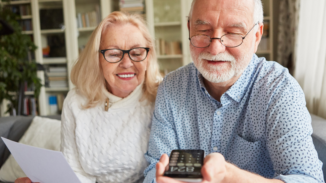 Pełną czternastkę dostana osoby z emeryturą do 2900 zł brutto. Co z resztą?