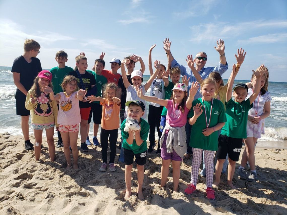 Cztery medale szachistów UKS Biały Pion na Wojewódzkiej Olimpiadzie Młodzieży Cztery medale szachistów UKS Biały Pion na Wojewódzkiej Olimpiadzie Młodzieży