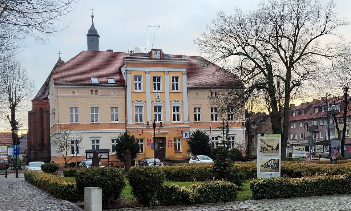 Czworo kandydatów na burmistrza. Nasza ankieta