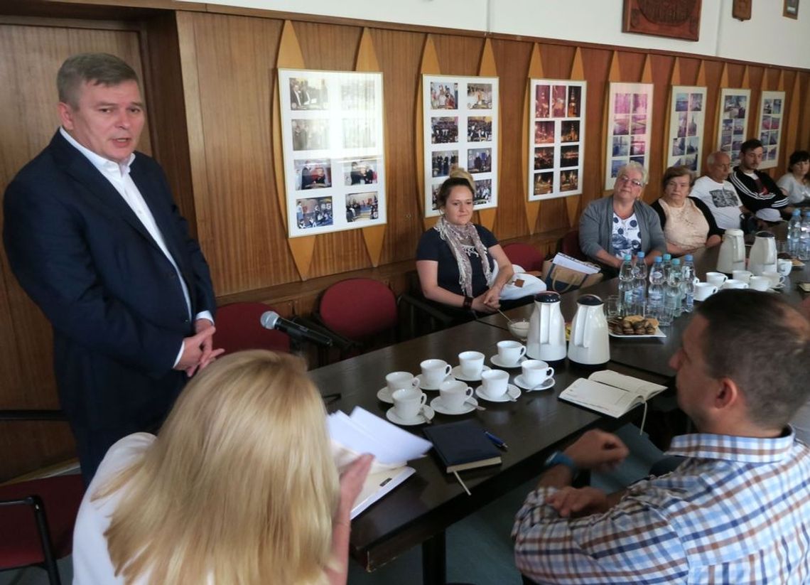 Czy doszło do nadużyć? Wiceburmistrz wyjaśnia sprawę wniosków do budżetu obywatelskiego Czy doszło do nadużyć? Wiceburmistrz wyjaśnia sprawę wniosków do budżetu obywatelskiego