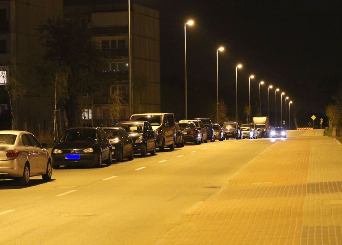 Czy na ulicy Jana Pawła II potrzeba nowych miejsc parkingowych? Czy na ulicy Jana Pawła II potrzeba nowych miejsc parkingowych?