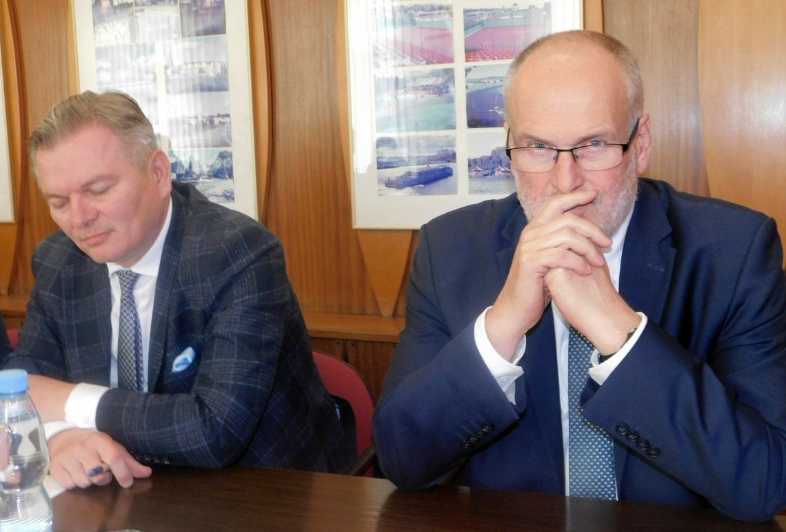 Czy Sawaryn przekona radnych do podwyżek podatków i podniesienia opłat za śmieci? Czy Sawaryn przekona radnych do podwyżek podatków i podniesienia opłat za śmieci?