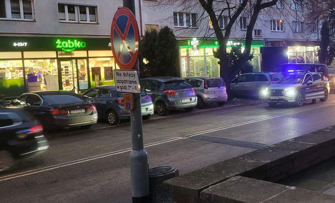 Czy Żabki w Wigilię będą czynne, czy zamknięte? Dla innych kary za złamanie zakazu są bardzo wysokie Czy Żabki w Wigilię będą czynne, czy zamknięte? Dla innych kary za złamanie zakazu są bardzo wysokie