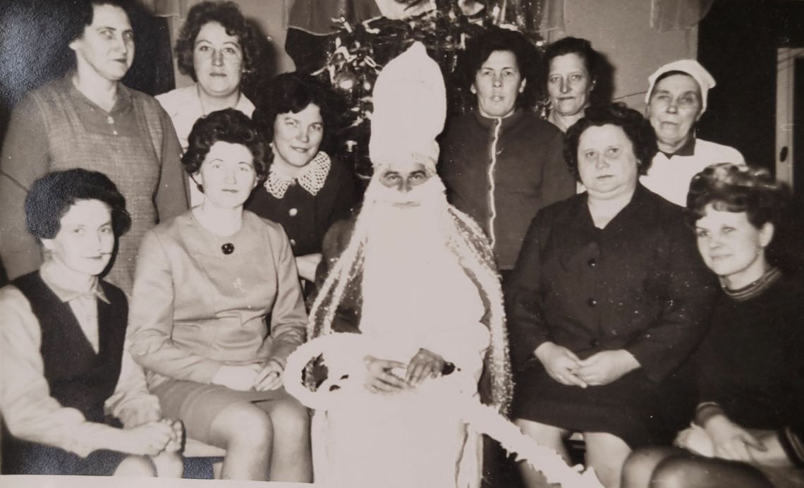 Czyje to zdjęcie i kogo przedstawia?