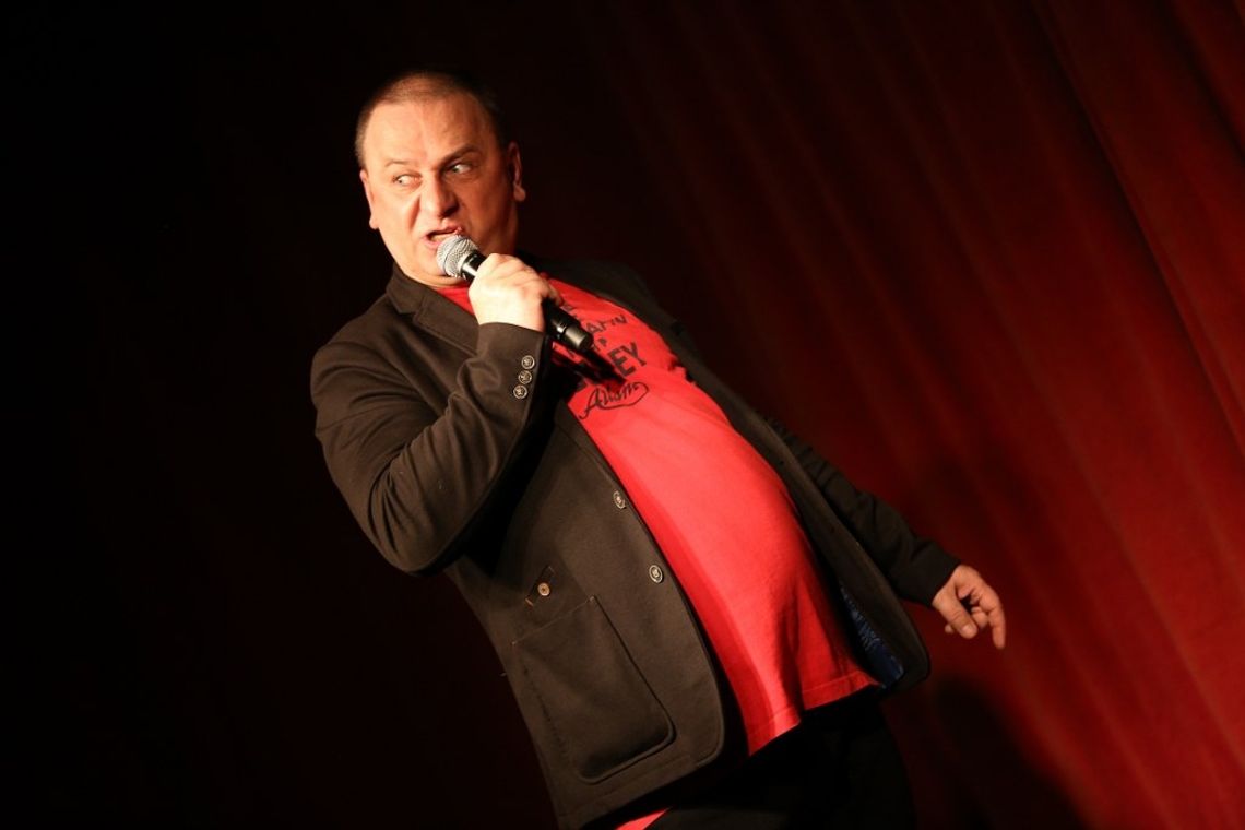 Czysty stand-up bez przekleństw