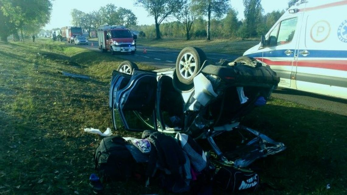 Dachowanie w rowie – najgroźniejsze zdarzenie Dachowanie w rowie – najgroźniejsze zdarzenie