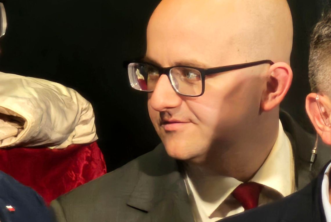 Dariusz Matecki podgrzewa antyimigranckie nastroje. -Nie powielać kłamstw! - apeluje policja Dariusz Matecki podgrzewa antyimigranckie nastroje. -Nie powielać kłamstw! - apeluje policja