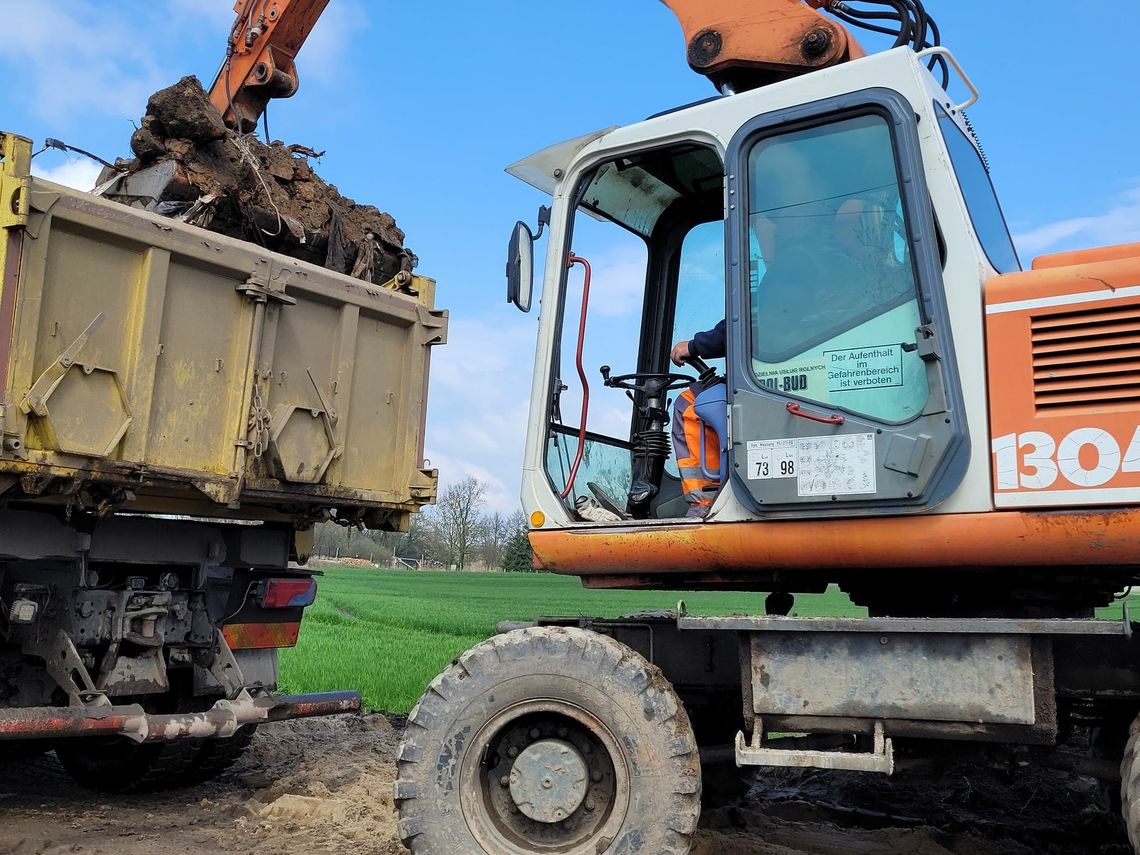 Dla kierowców to niebezpieczny przejazd. Zamkną drogę na kilka tygodni