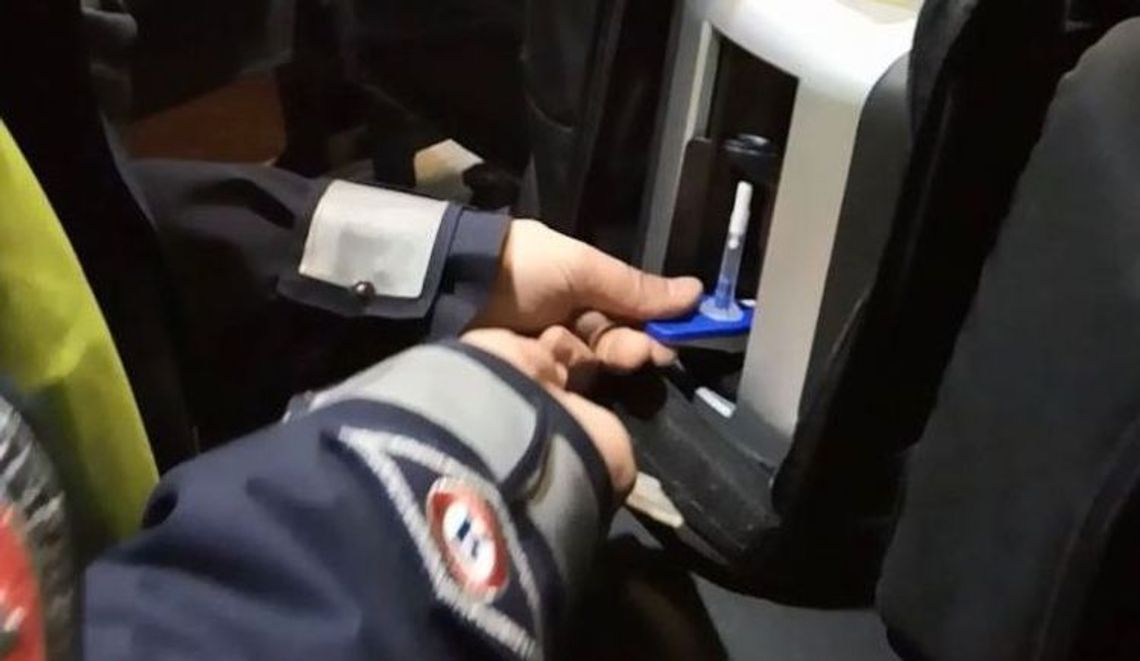 Dla kierowcy narkotest nie wypadł pozytywnie Dla kierowcy narkotest nie wypadł pozytywnie