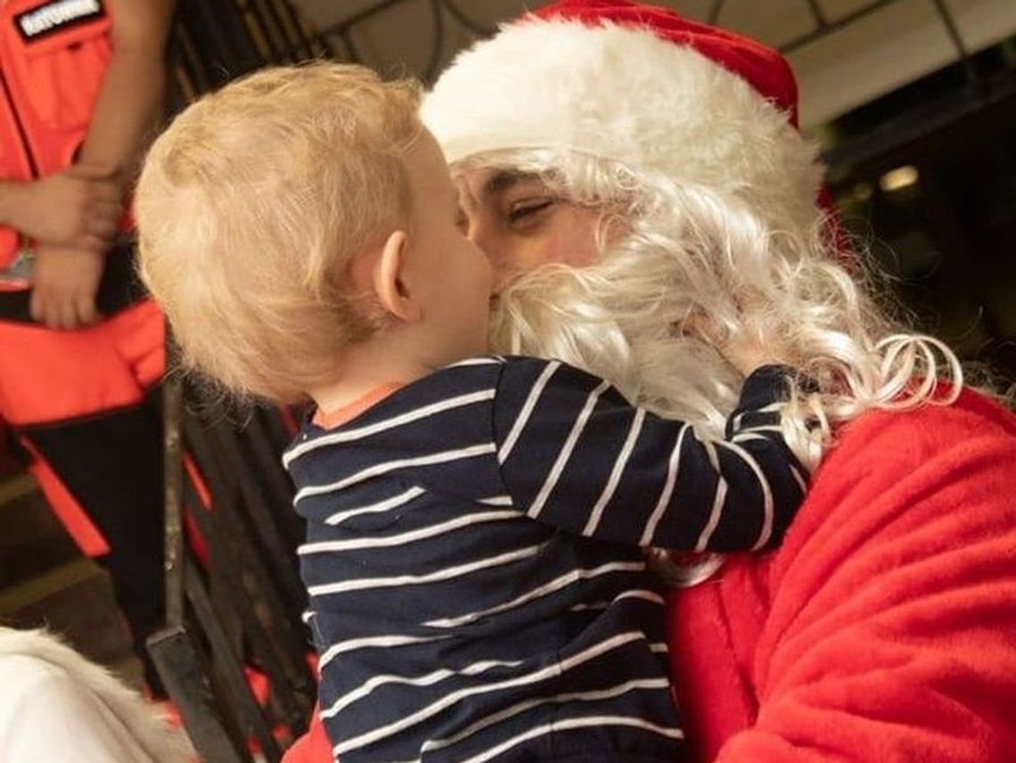 Dla wychowanków rodzin zastępczych zorganizowali zabawę mikołajkową Dla wychowanków rodzin zastępczych zorganizowali zabawę mikołajkową