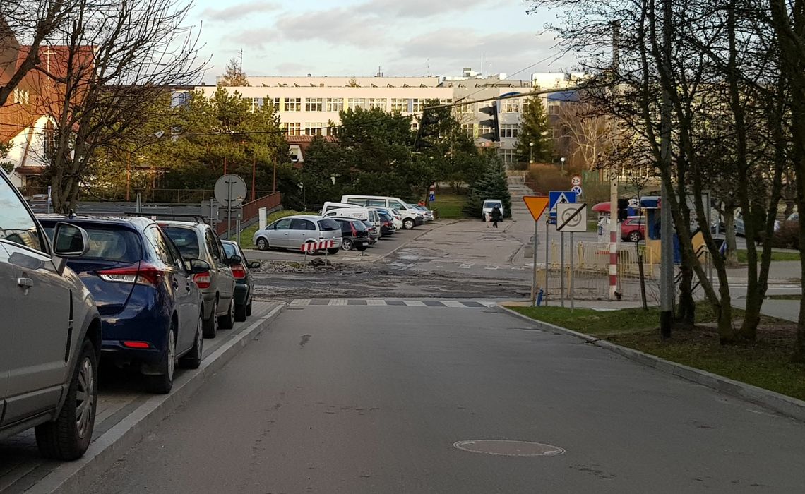 Dlaczego nie działa sygnalizator na drodze do szkoły?