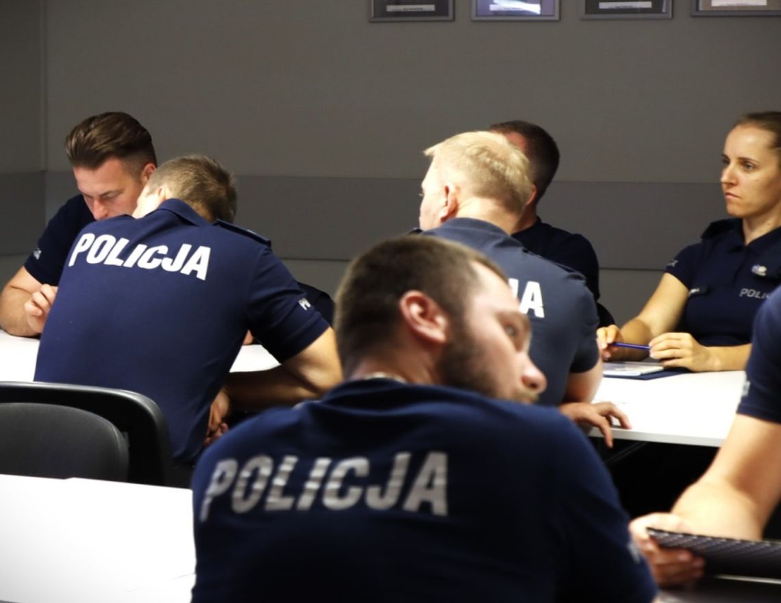 Dodatki dla policjantów. Ale tylko dla tych w miastach