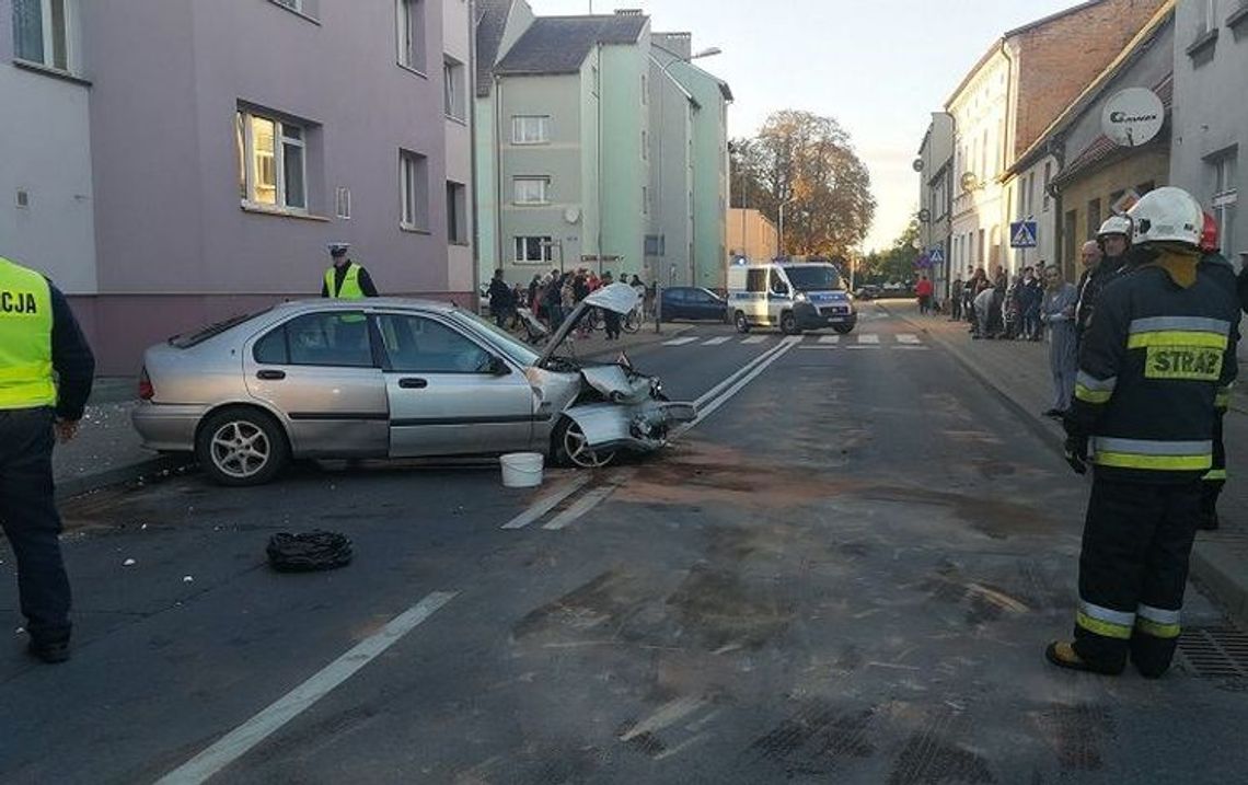 Dogonił pijanego sprawcę kolizji i przekazał go w ręce policji Dogonił pijanego sprawcę kolizji i przekazał go w ręce policji