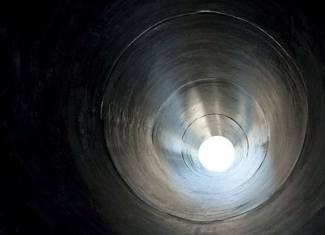 Dokonał samobójstwa przez powieszenie Dokonał samobójstwa przez powieszenie