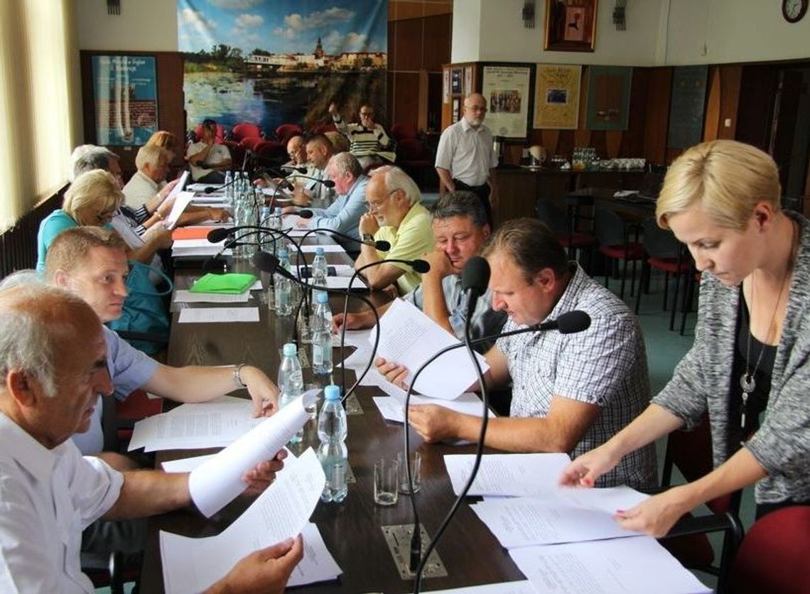 Dokończą przerwaną sesję Dokończą przerwaną sesję