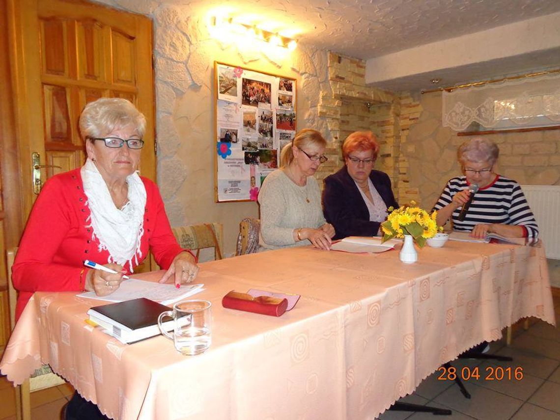 Dostali absolutorium Dostali absolutorium