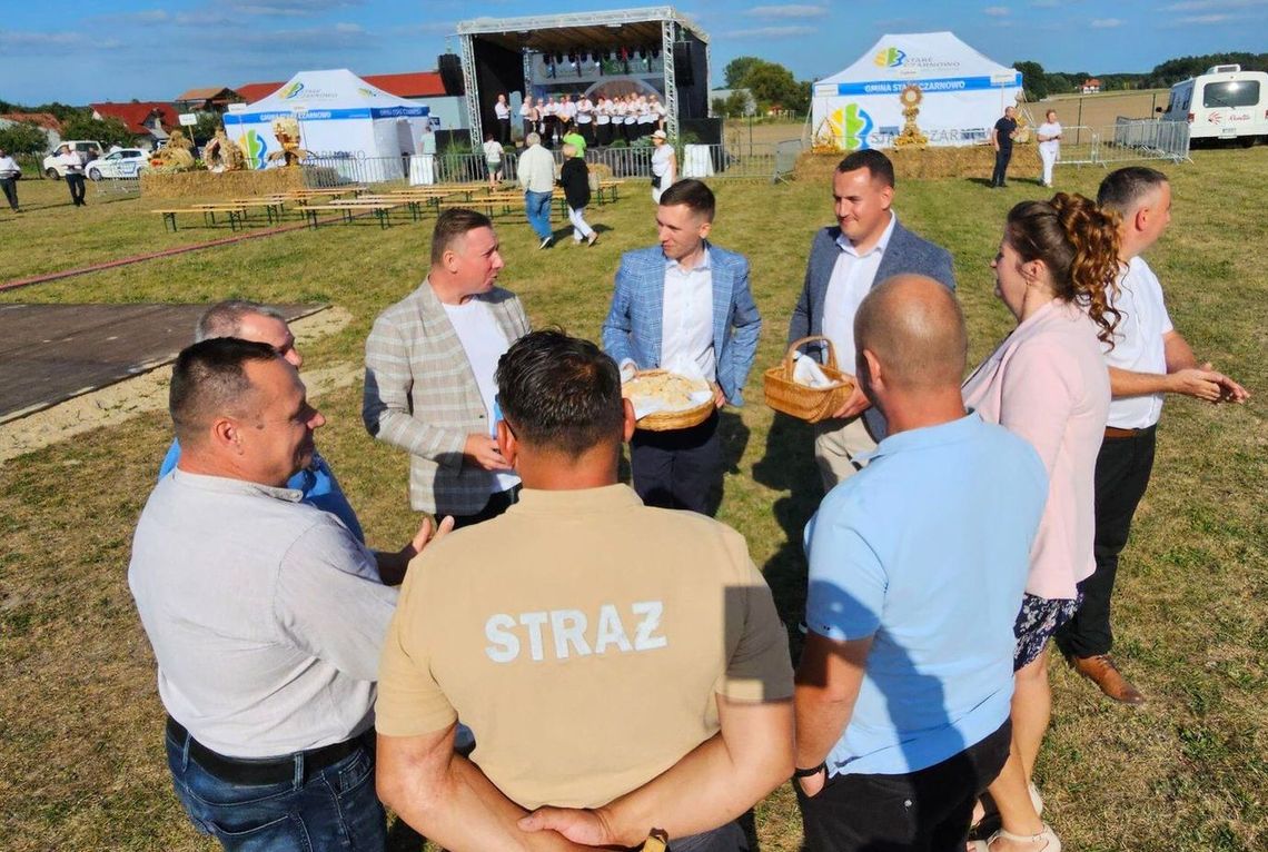 Dożynki w gminie Stare Czarnowo: Koncerty, gwiazda WEEKEND, laser show i darmowe atrakcje
