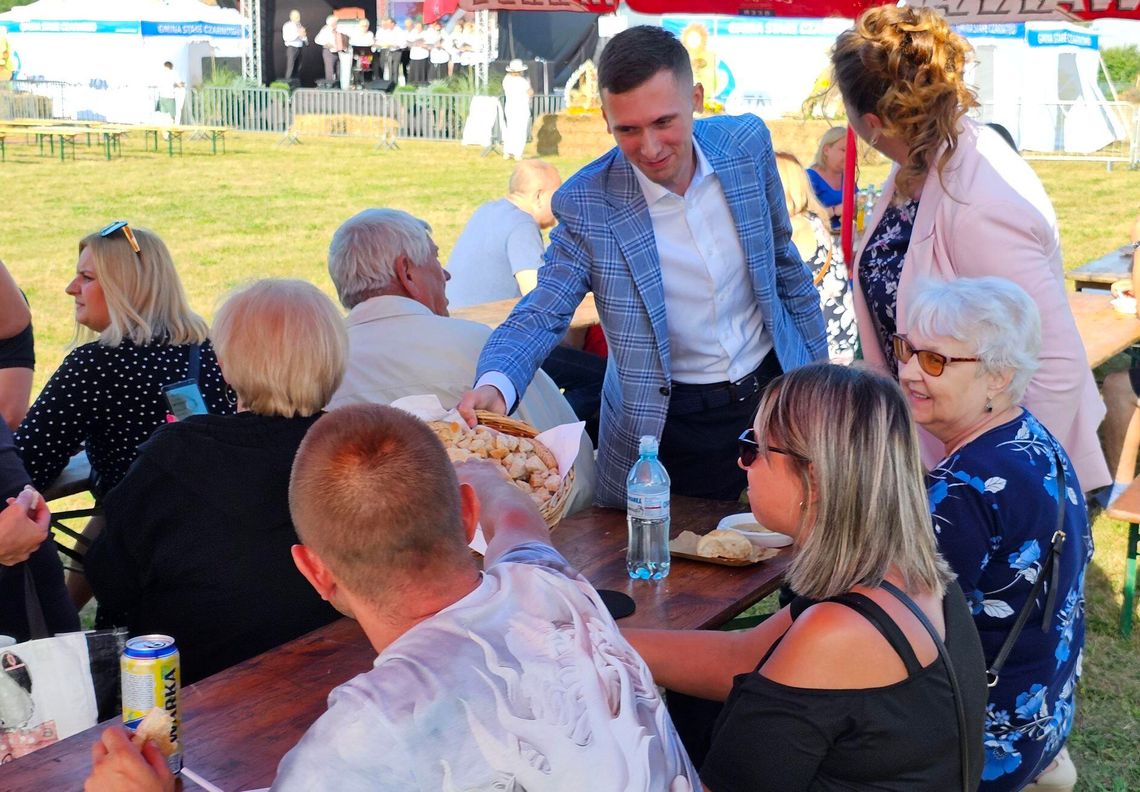 Dożynki w jednej z najbardziej rolniczych miejscowości w powiecie - Kartno 2024 [FOTORELACJA]