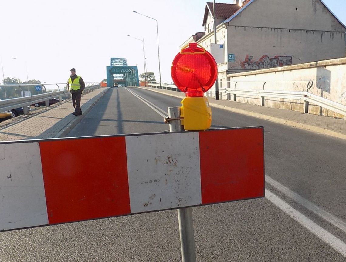 Droga przez Międzyodrze zamknięta na dwa miesiące