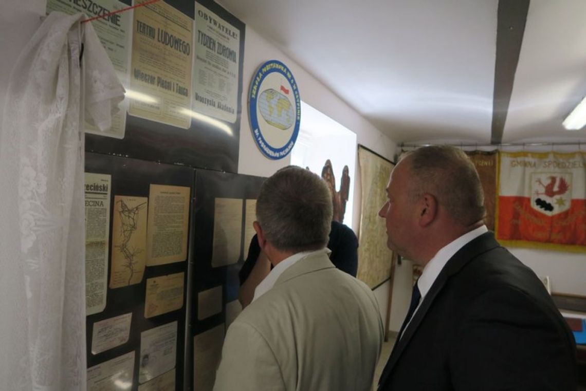 Drogi do niepodległości - wystawa TMHZG i Andrzeja Warunka Drogi do niepodległości - wystawa TMHZG i Andrzeja Warunka