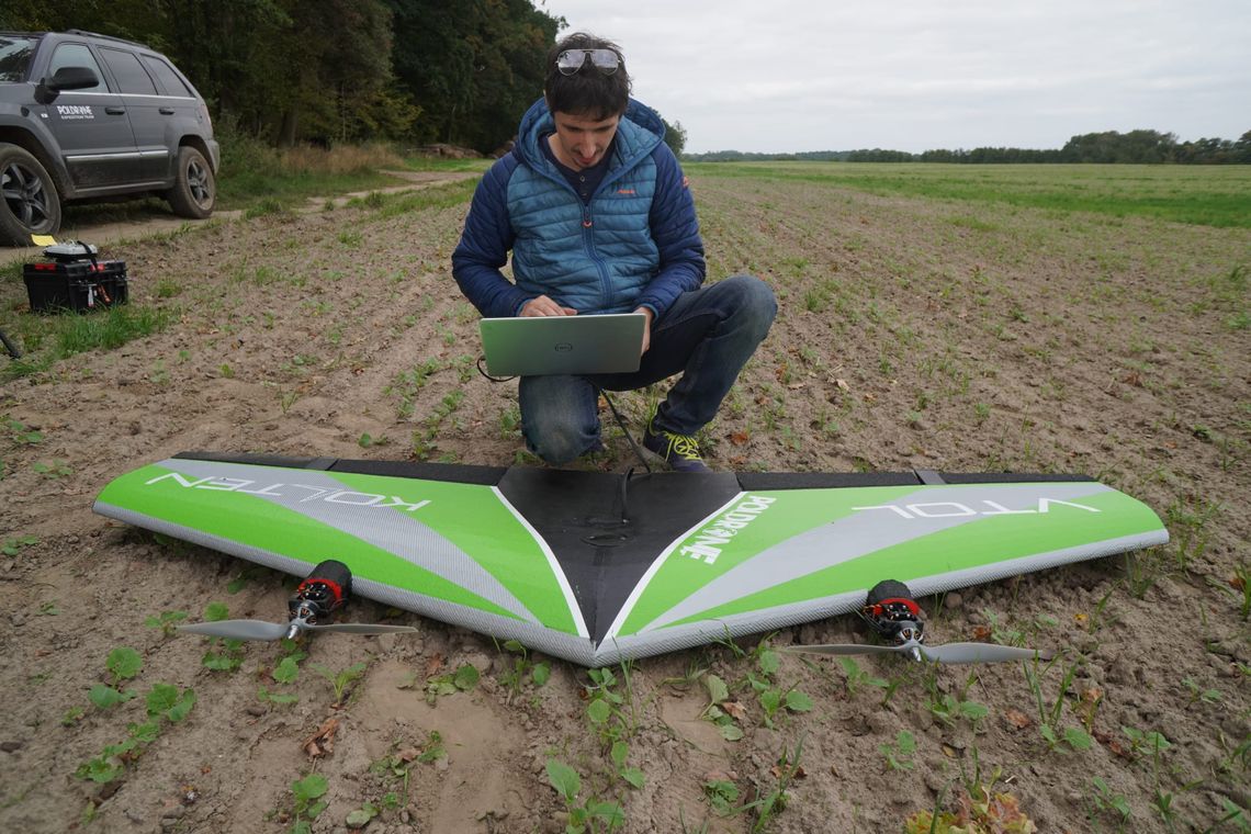 Dronami nad naszymi gminami zawiadują nie tylko policjanci Dronami nad naszymi gminami zawiadują nie tylko policjanci
