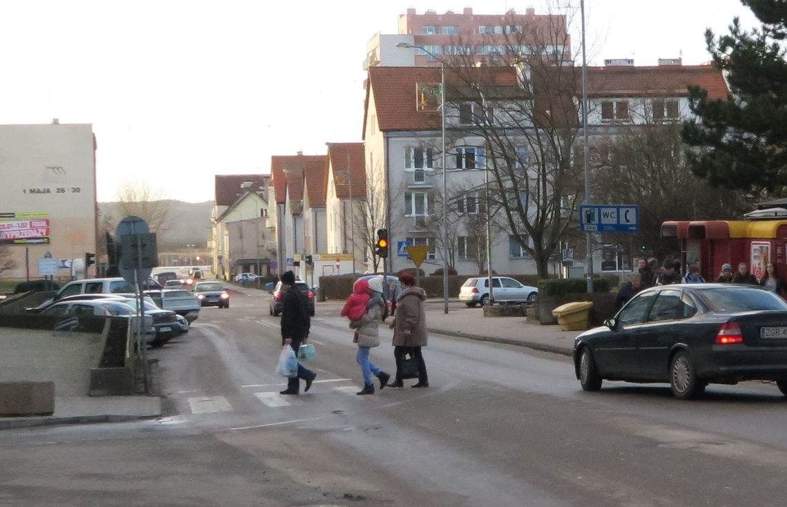 Dwie kolizje prawie w jednym czasie w Gryfinie Dwie kolizje prawie w jednym czasie w Gryfinie