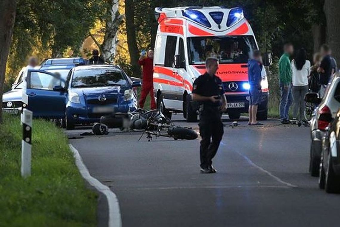 Dwie ofiary śmiertelne na drogach. Zarówno kierowca samochodu jak i motocykla mieli po 33 lata