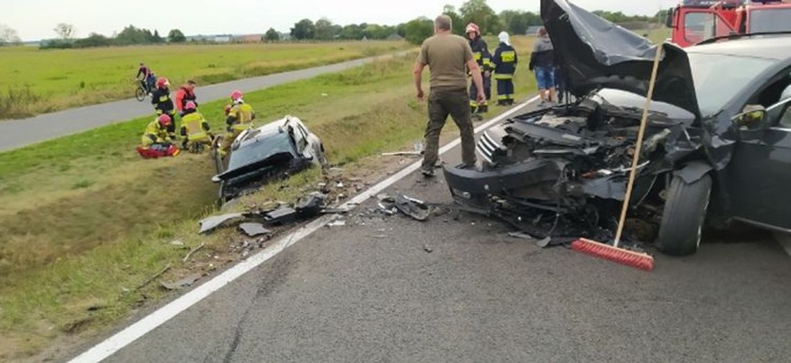 Dwie osoby poszkodowane w wypadku Dwie osoby poszkodowane w wypadku