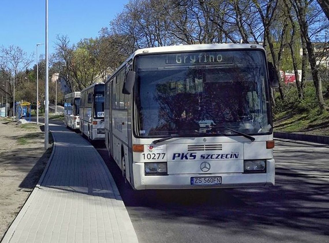 Dworzec autobusowy w Gryfinie w innym miejscu