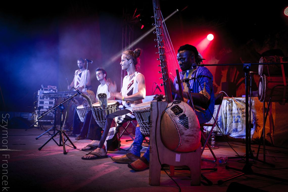 Dyrektor Barbara Andrzejczyk zaprasza do bębnienia Dyrektor Barbara Andrzejczyk zaprasza do bębnienia