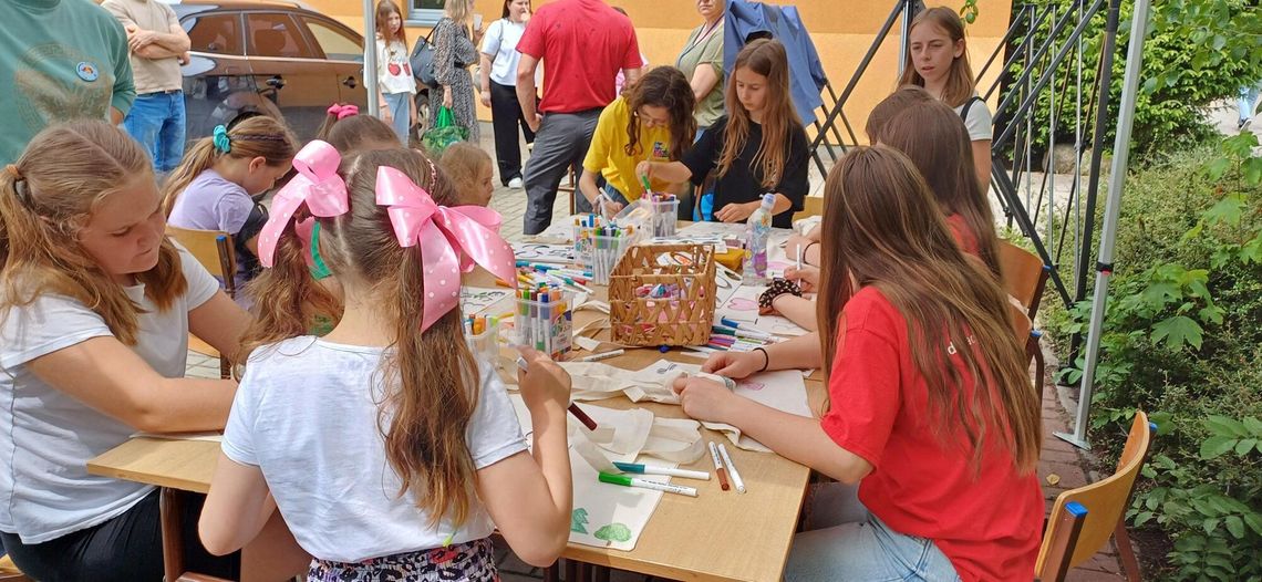 EKO-STREFA w trasie! Edukacja, warsztaty, konkursy i eko-zabawy dla całych rodzin EKO-STREFA w trasie! Edukacja, warsztaty, konkursy i eko-zabawy dla całych rodzin