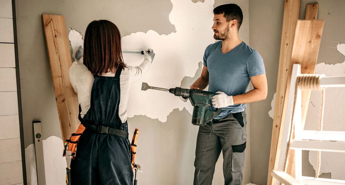 Remonty pod lupą fiskusa. Koniec z płatnościami pod stołem i pracą bez faktury Remonty pod lupą fiskusa. Koniec z płatnościami pod stołem i pracą bez faktury