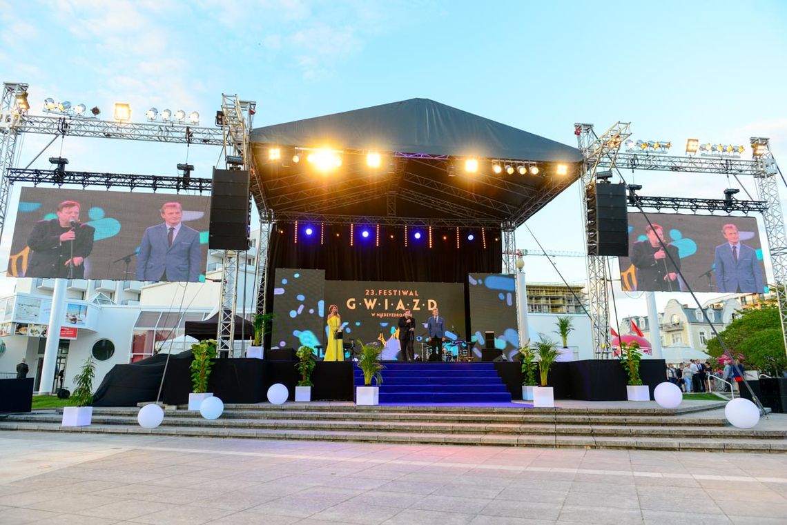 Festiwal Gwiazd w Międzyzdrojach 2026: Zobacz program, pełną listę gwiazd i ceny biletów spektakli