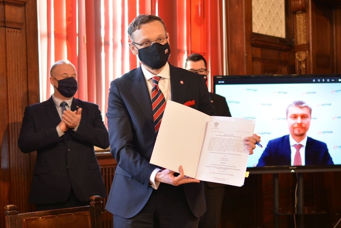 GAZ-SYSTEM otrzymał pozwolenie na budowę trzeciego zbiornika GAZ-SYSTEM otrzymał pozwolenie na budowę trzeciego zbiornika