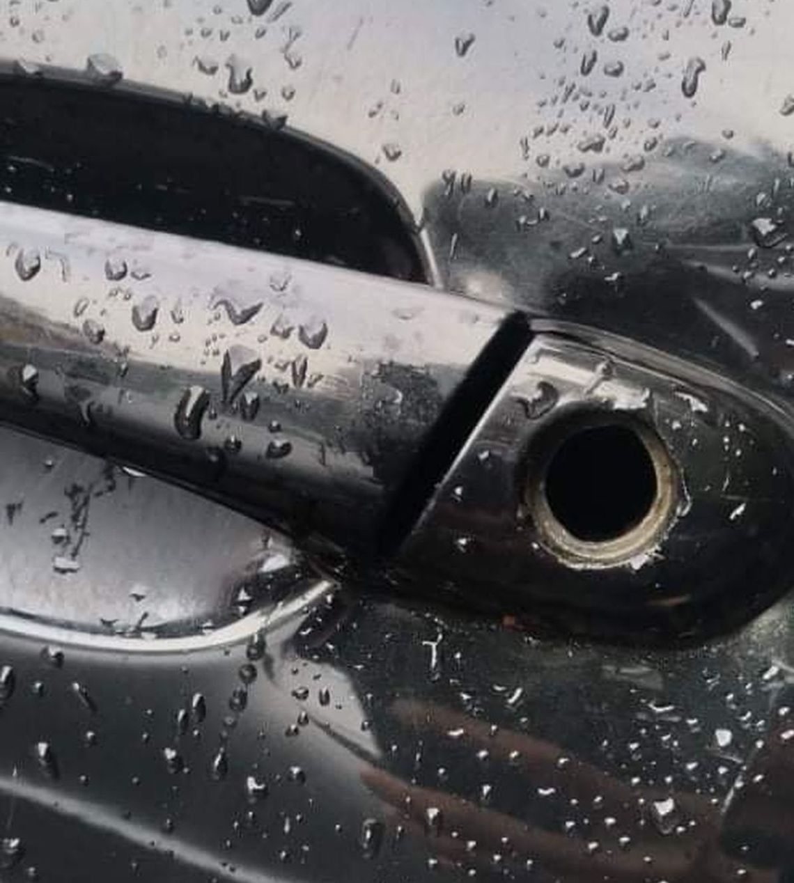 Grasują włamywacze do samochodów! Gryfinianie, uważajcie! Grasują włamywacze do samochodów! Gryfinianie, uważajcie!