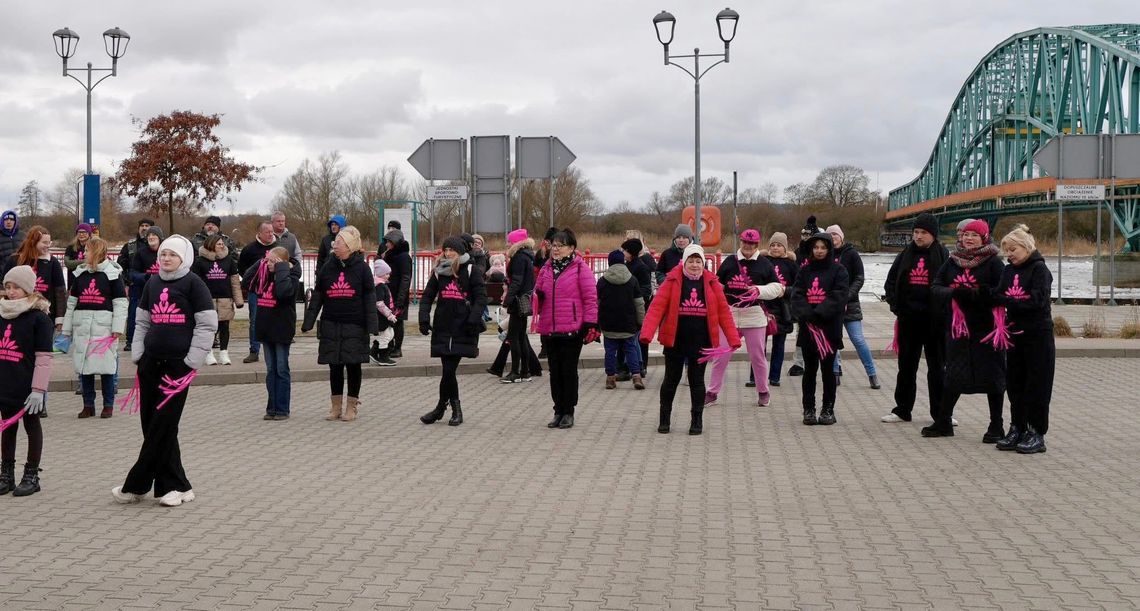 Gryfino przeciw przemocy. „Nazywam się Miliard” - nabrzeże wypełniło się energią i solidarnością