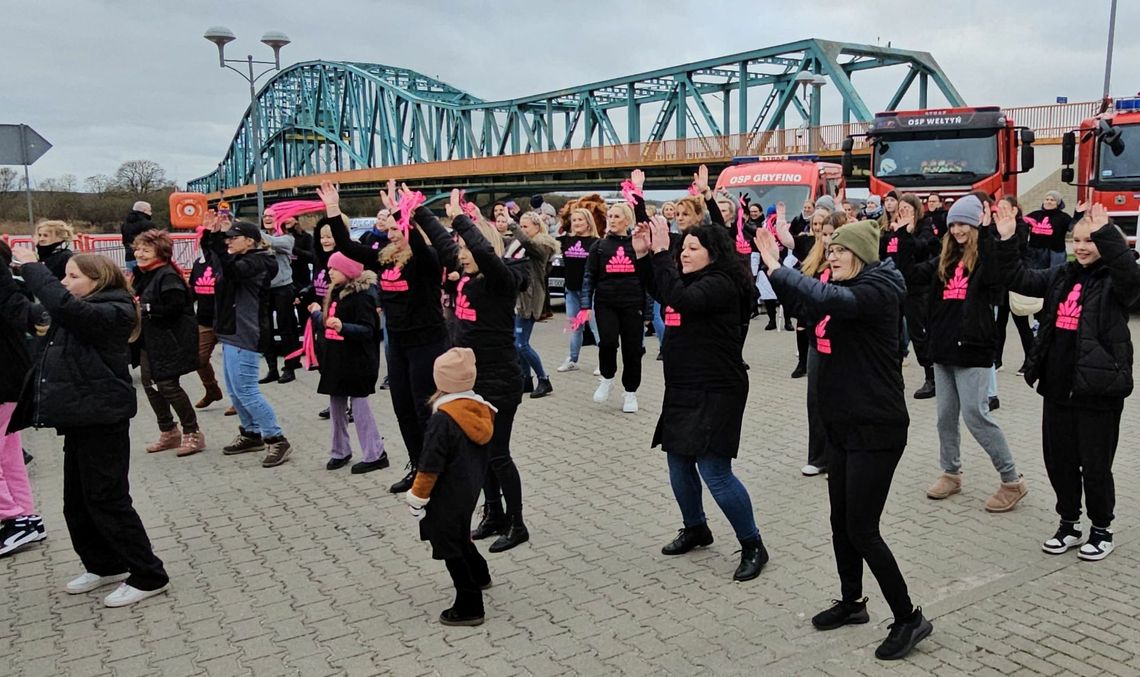 Gryfino zatańczyło przeciwko przemocy w ramach akcji ,,Nazywam się Miliard"