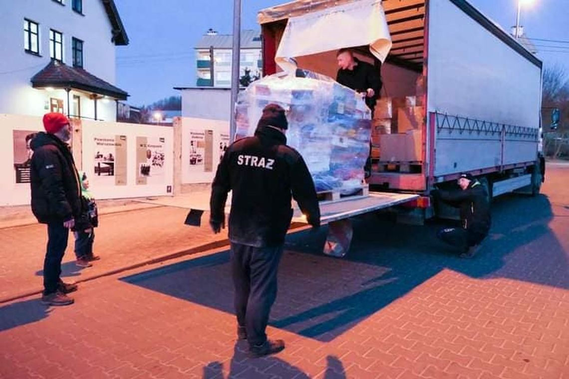 Gryfiński konwój w drodze do Sambora w Ukrainie Gryfiński konwój w drodze do Sambora w Ukrainie