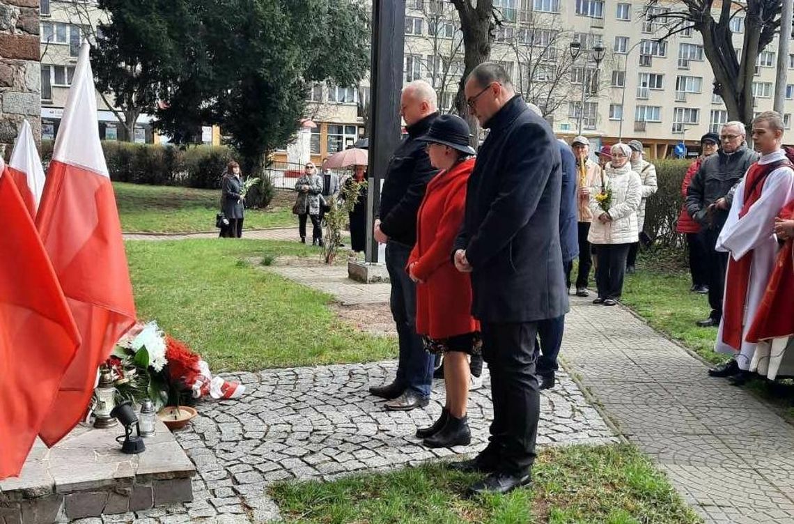 Gryfińskie uroczystości w rocznicę katastrofy smoleńskiej Gryfińskie uroczystości w rocznicę katastrofy smoleńskiej