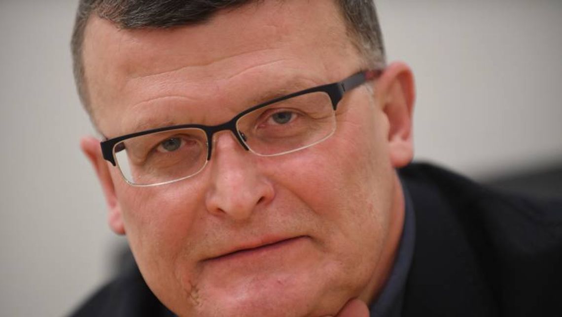 Grzesiowski: myślę, że szkoły są jednym z ważniejszych źródeł przenoszenia koronawirusa Grzesiowski: myślę, że szkoły są jednym z ważniejszych źródeł przenoszenia koronawirusa