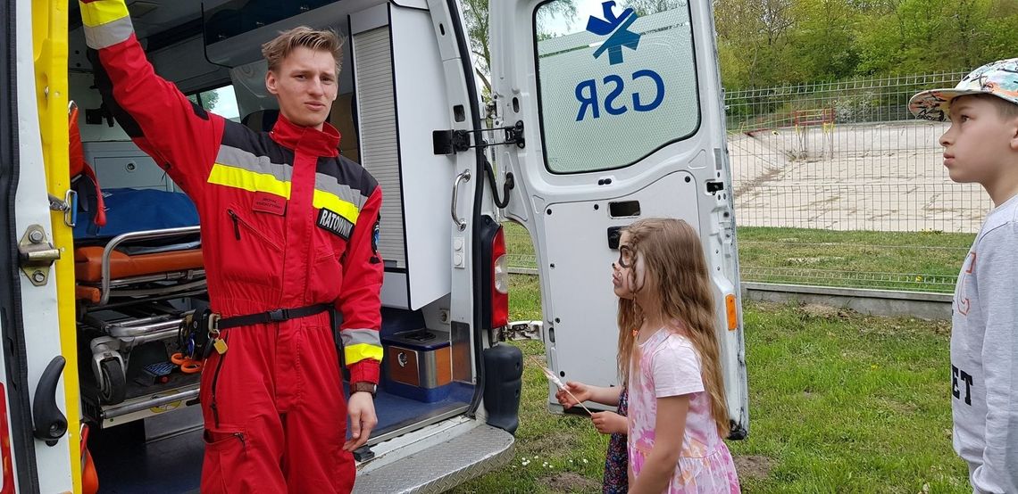 GSR prezentuje karetkę i uczy udzielania pierwszej pomocy [WIDEO, FOTO]