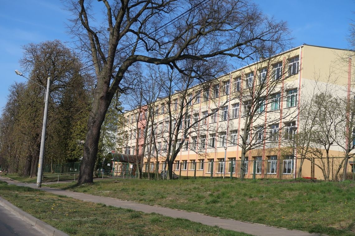 Harmonogram egzaminów i rekrutacji – nowe rozwiązania w związku z czasowym ograniczeniem funkcjonowania szkół i placówek Harmonogram egzaminów i rekrutacji – nowe rozwiązania w związku z czasowym ograniczeniem funkcjonowania szkół i placówek