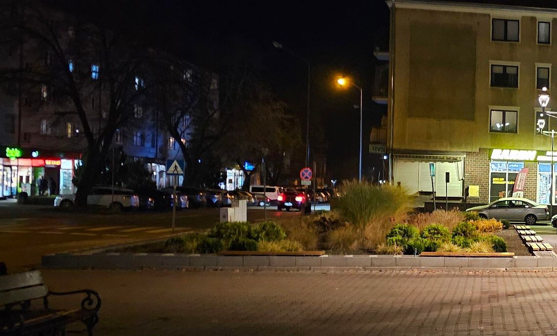 Horror w centrum Gryfina. 44-latek dźgnął nastolatka w twarz podczas próby rozboju Horror w centrum Gryfina. 44-latek dźgnął nastolatka w twarz podczas próby rozboju