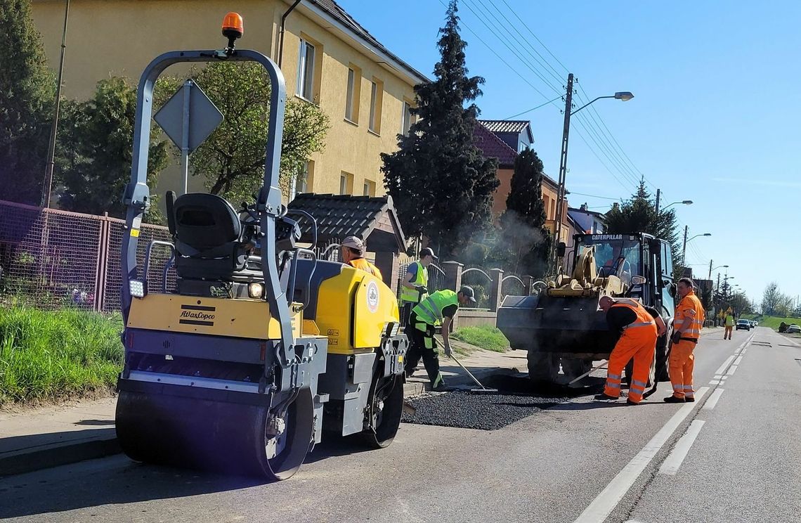 Idzie im szybko i sprawnie, ale kierowcy muszą uważać