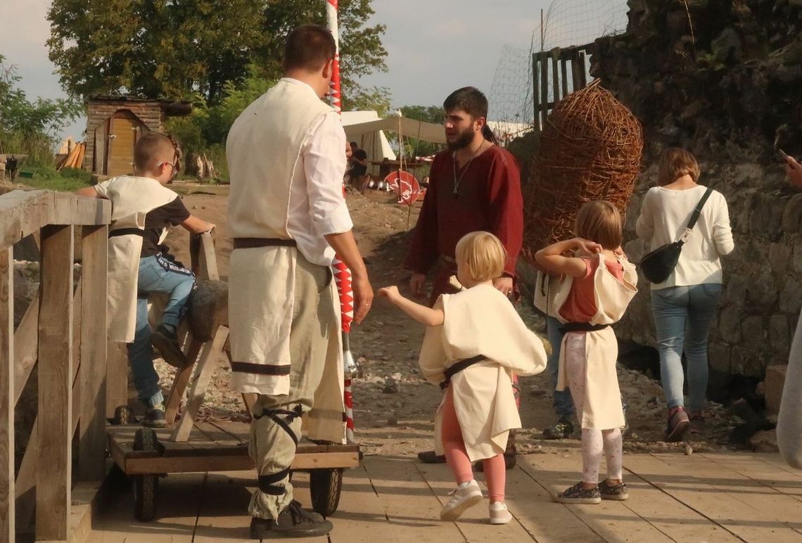III Zamkowe Historie - średniowieczne spotkania w Moryniu [FOTO]