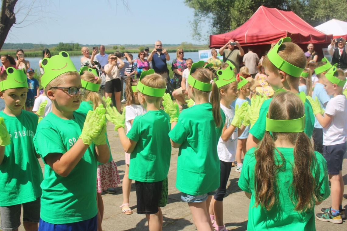 Impreza nad Regalicą pod znakiem ryb i tradycji. Żabnickie Lato z Rybką - fotorelacja Impreza nad Regalicą pod znakiem ryb i tradycji. Żabnickie Lato z Rybką - fotorelacja